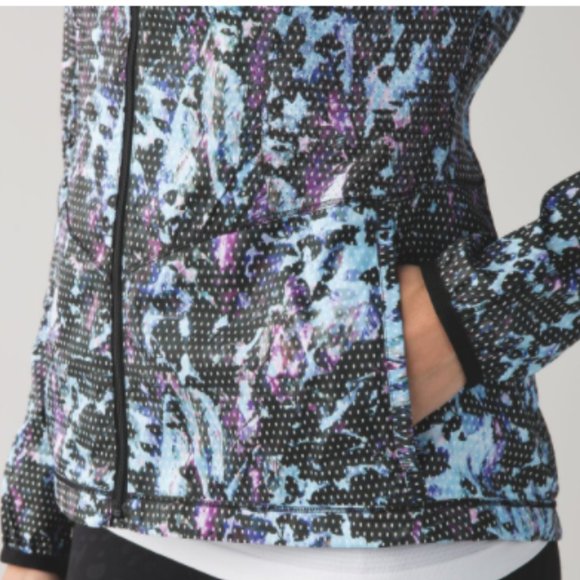 🦄RARE Lululemon Back Pack It Jacket -Floral Sport - Picture 7 of 16